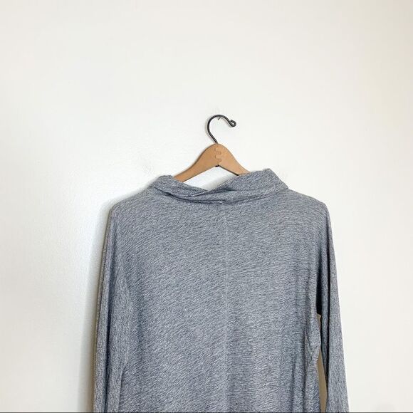 Banana Republic Heather Gray Slouchy Long Sleeve Turtleneck Knit Top XS - Picture 8 of 8